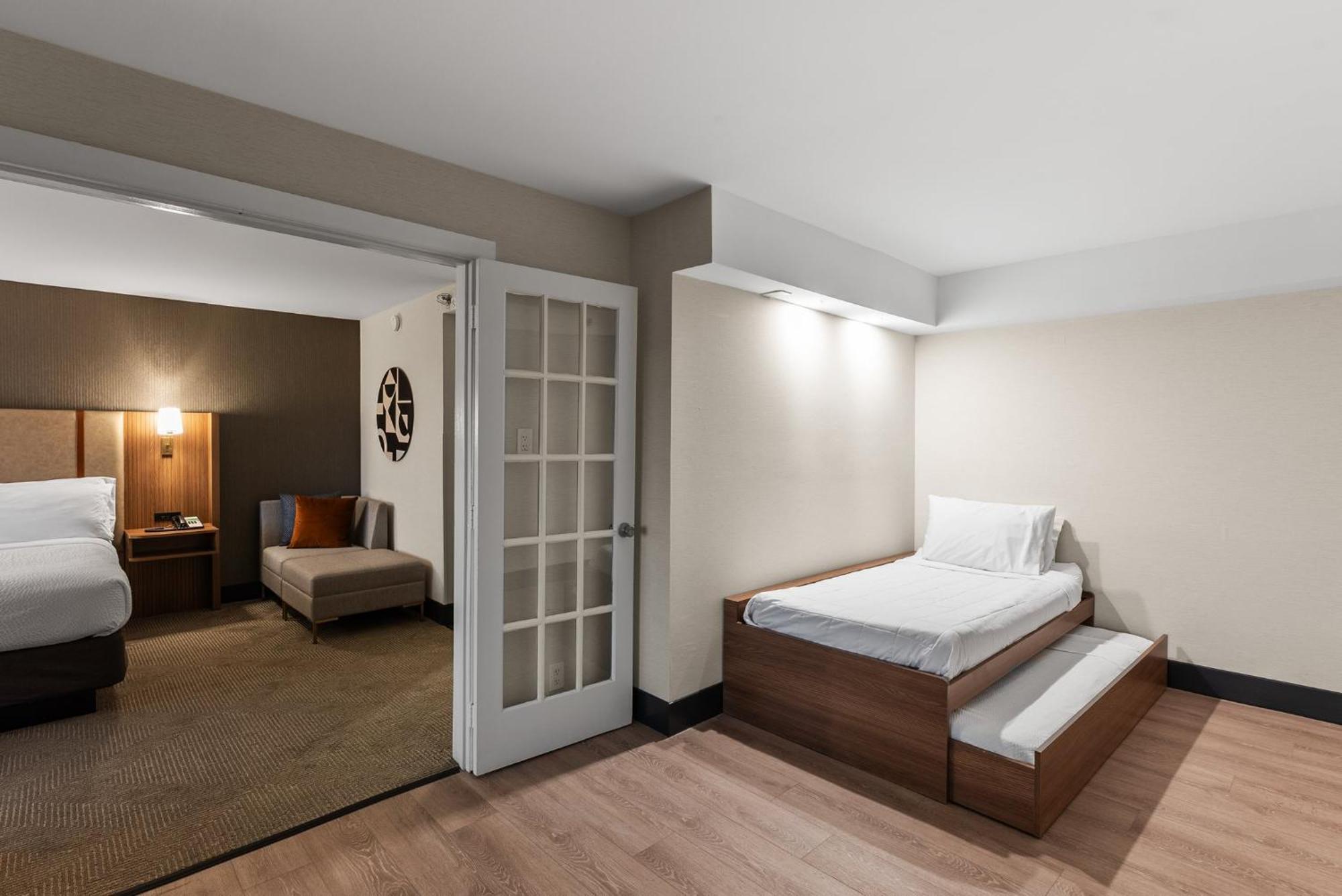 Holiday Inn Niagara Falls State Park Entry By Ihg Εξωτερικό φωτογραφία
